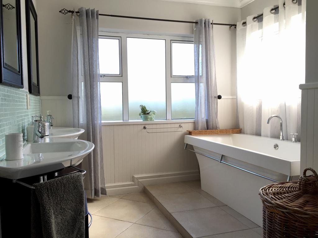 Sea Breeze Beach House Plettenberg Bay Luaran gambar